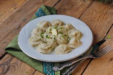 Dumplings with turkey and mushrooms, recipe with photo