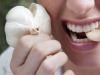 Melyek a leggyorsabb és leghatékonyabb fájdalomcsillapítók erős fogfájás esetén: a legjobb gyógyszerek listája